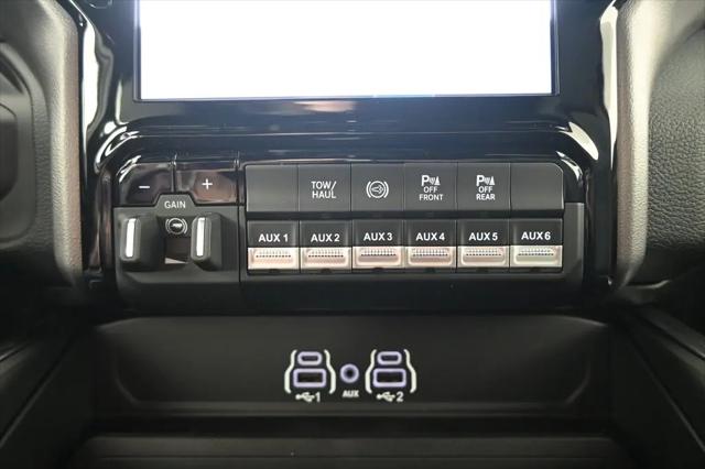 2026 Ram 3500 Big Horn Crew Cab 4x4 6'4" Box