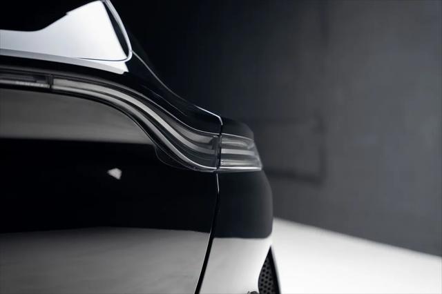 2023 Aston Martin DBX 707