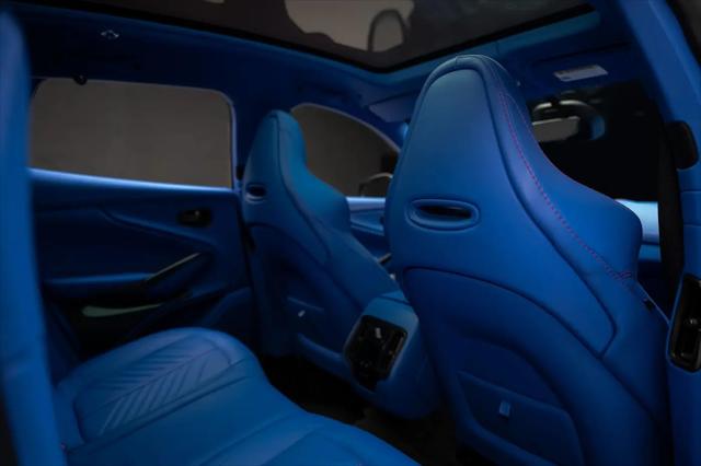 2023 Aston Martin DBX 707