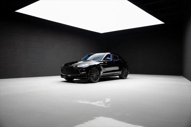 2023 Aston Martin DBX 707
