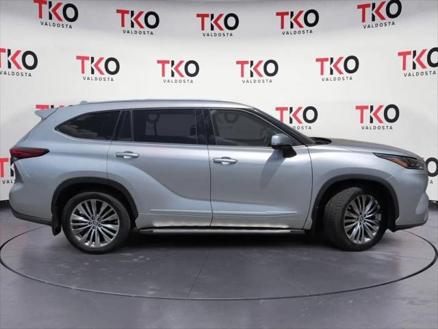 2023 Toyota Highlander Platinum