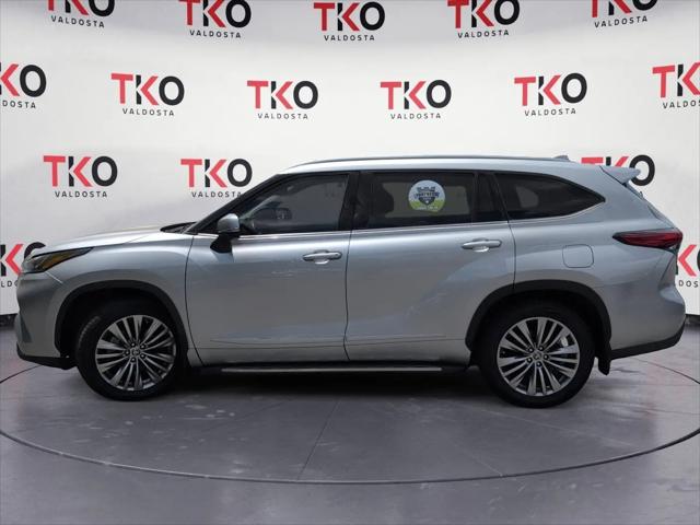 2023 Toyota Highlander Platinum