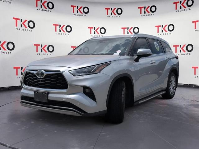 2023 Toyota Highlander Platinum