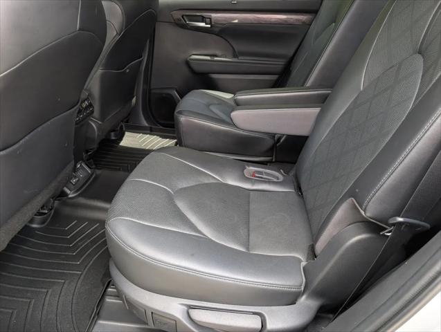 2023 Toyota Highlander Platinum