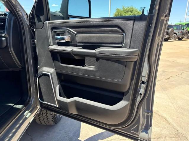 2026 Ram 2500 Laramie Crew Cab 4x4 8' Box