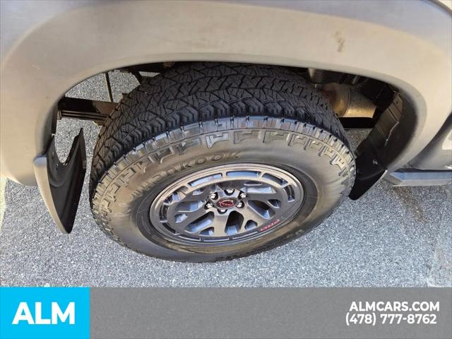 2025 Nissan Frontier Crew Cab PRO-4X 4x4