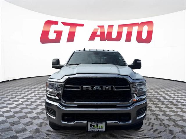 2024 Ram 3500 Tradesman Crew Cab 4x4 8' Box