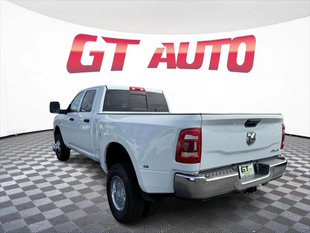 2024 Ram 3500 Tradesman Crew Cab 4x4 8' Box