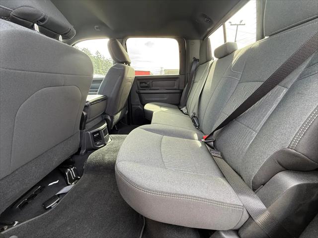 2024 Ram 3500 Tradesman Crew Cab 4x4 8' Box
