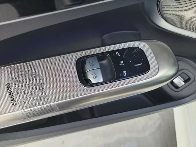 2026 Mercedes-Benz E-CLASS E 300 CLE 300