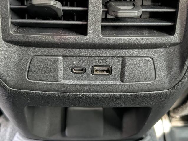 2023 GMC Canyon 4WD Crew Cab Short Box Denali