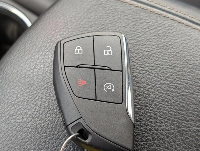 2023 GMC Canyon 4WD Crew Cab Short Box Denali