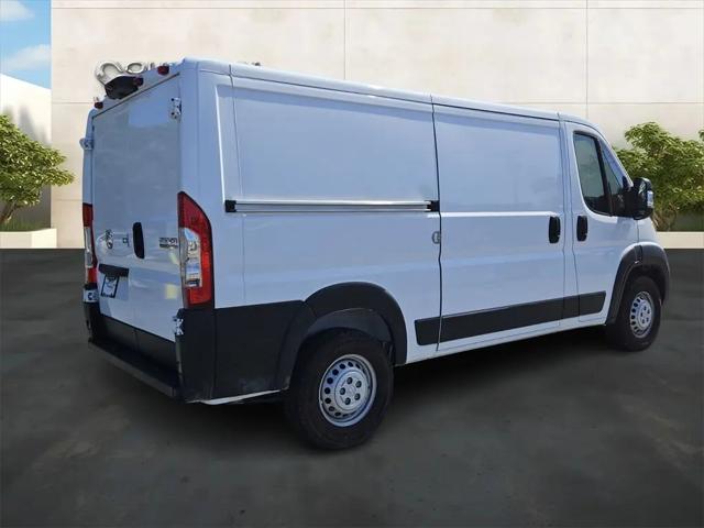 2025 Ram ProMaster 2500 Cargo Van Tradesman Low Roof 136" WB w/Pass Seat