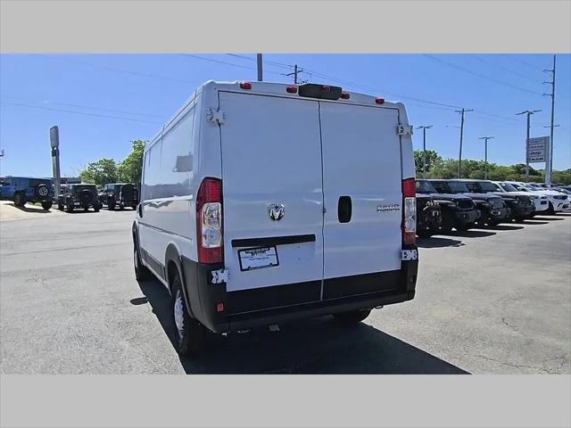 2025 Ram ProMaster 2500 Cargo Van Tradesman Low Roof 136" WB w/Pass Seat