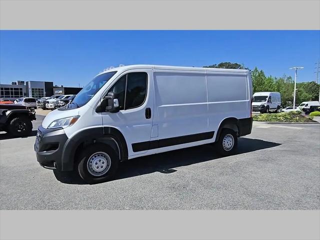 2025 Ram ProMaster 2500 Cargo Van Tradesman Low Roof 136" WB w/Pass Seat