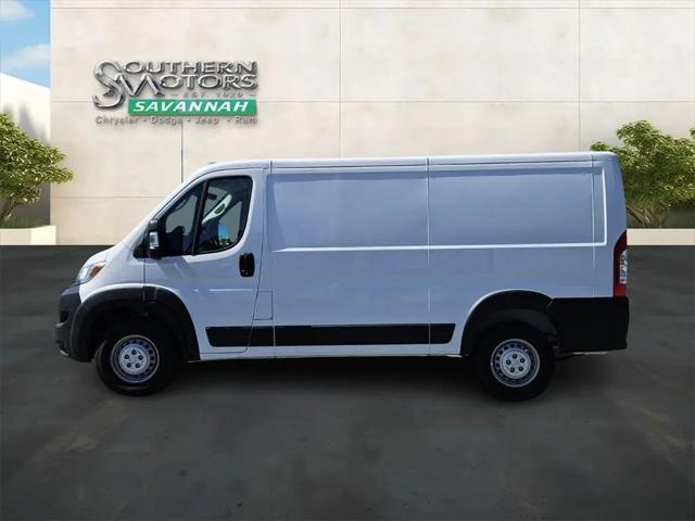 2025 Ram ProMaster 2500 Cargo Van Tradesman Low Roof 136" WB w/Pass Seat