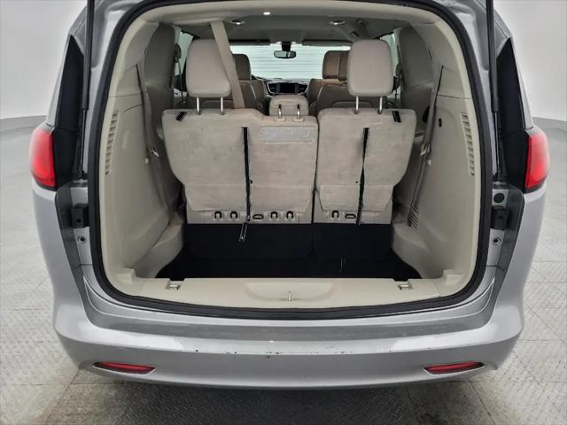2021 Chrysler Voyager LXI