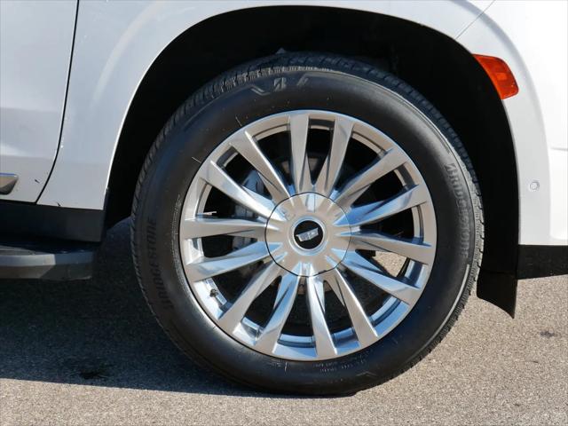 2023 Cadillac Escalade ESV 4WD Premium Luxury