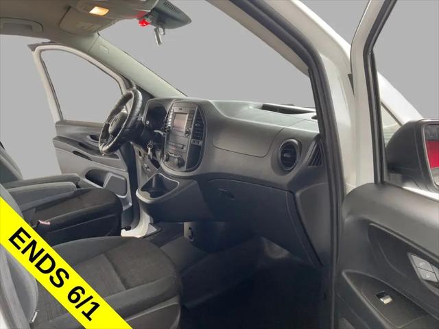2016 Mercedes-Benz Metris Standard