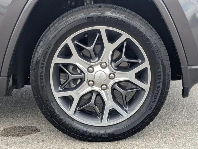 2019 Jeep Grand Cherokee Overland 4x2