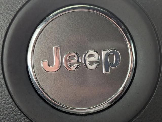 2019 Jeep Grand Cherokee Overland 4x2
