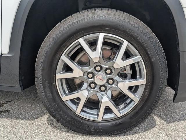 2023 GMC Acadia AWD SLT