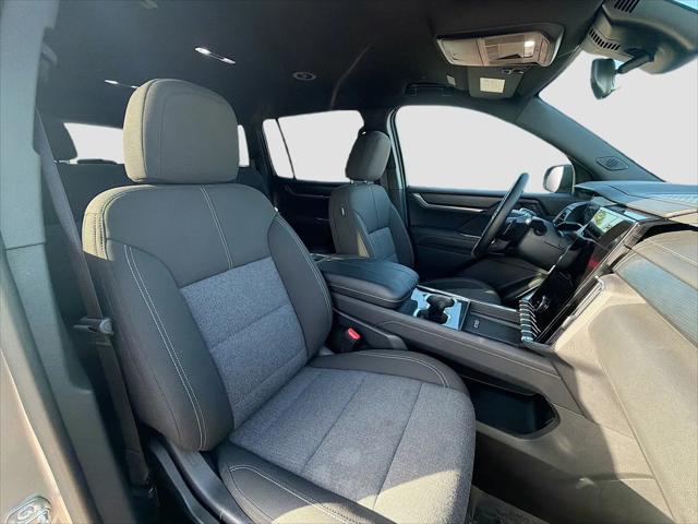 2025 GMC Acadia FWD Elevation