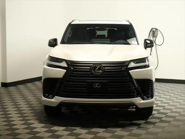 2025 Lexus LX Overtrail