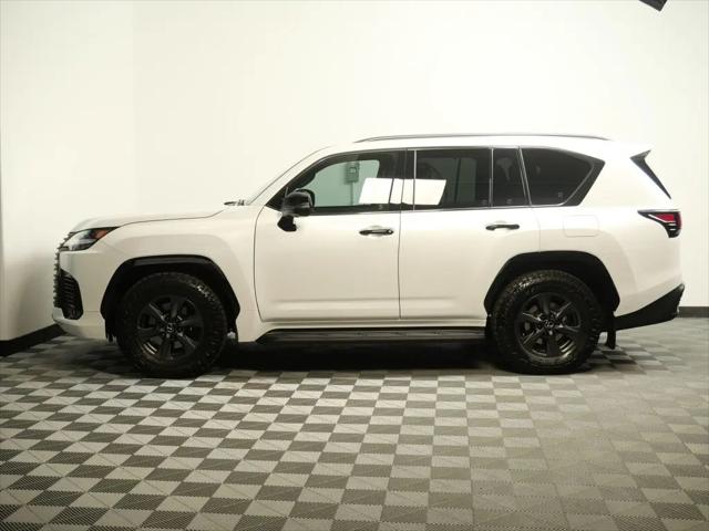 2025 Lexus LX Overtrail