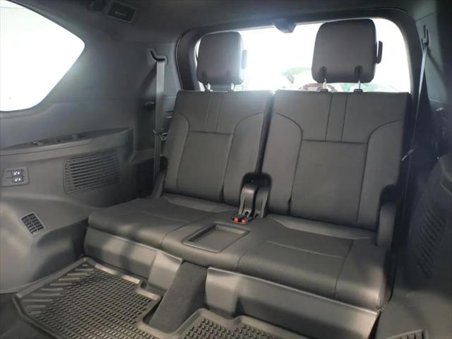 2025 Lexus LX Overtrail