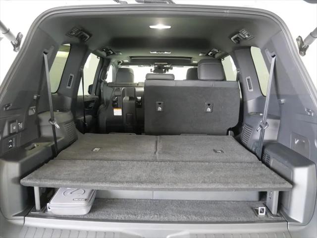 2025 Lexus LX Overtrail