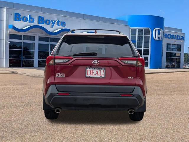 2023 Toyota RAV4 XLE