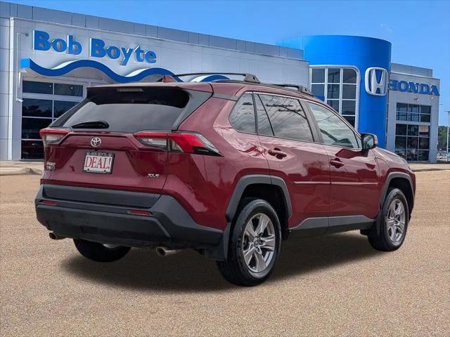 2023 Toyota RAV4 XLE