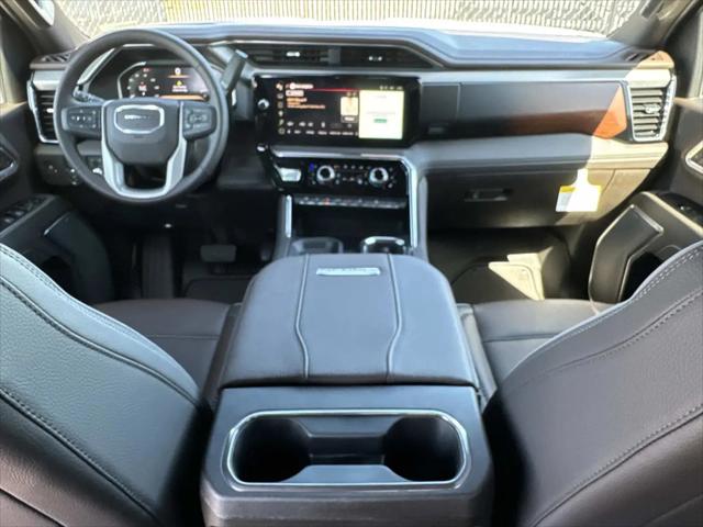 2026 GMC Sierra 2500HD Crew Cab, Standard Bed, Denali, 4WD