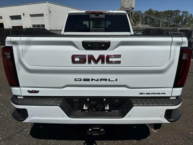 2026 GMC Sierra 2500HD Crew Cab, Standard Bed, Denali, 4WD