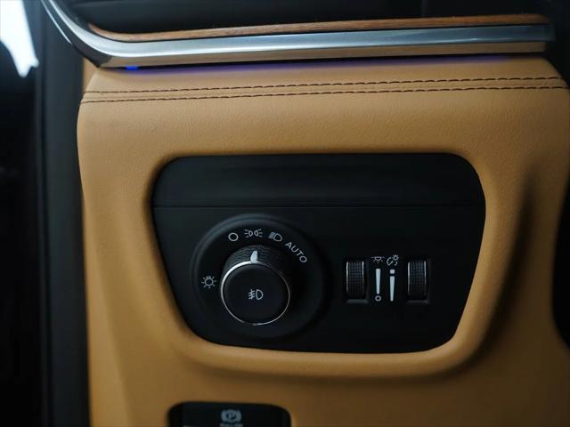 2022 Jeep Grand Cherokee L Summit Reserve 4x4