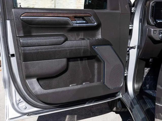 2024 GMC Sierra 1500 4WD Crew Cab Short Box Elevation with 3VL