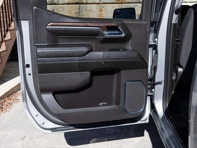 2024 GMC Sierra 1500 4WD Crew Cab Short Box Elevation with 3VL
