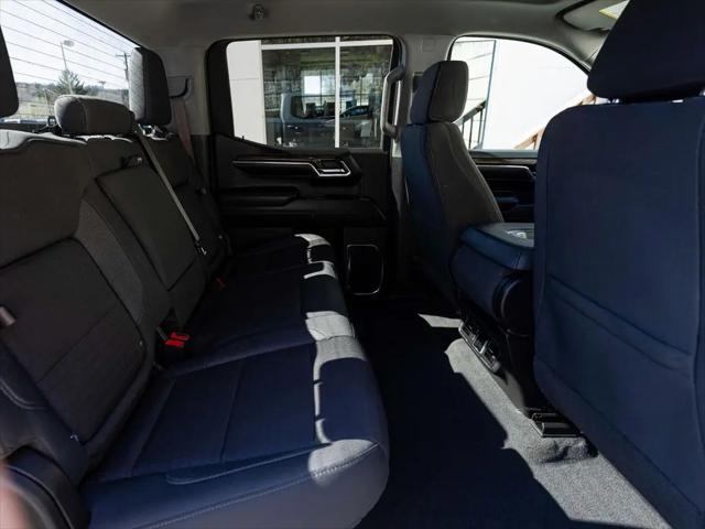 2024 GMC Sierra 1500 4WD Crew Cab Short Box Elevation with 3VL