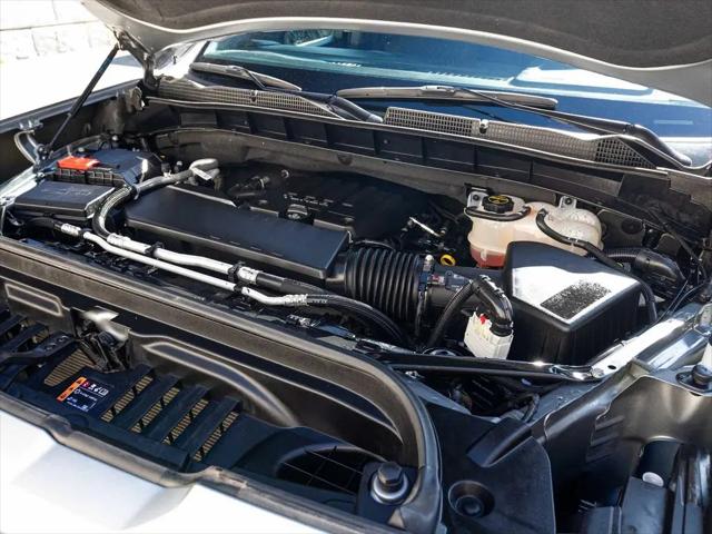 2024 GMC Sierra 1500 4WD Crew Cab Short Box Elevation with 3VL