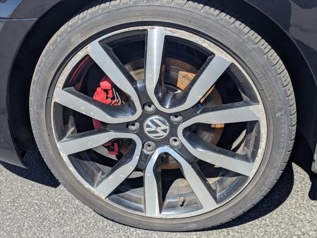 2014 Volkswagen GTI Wolfsburg Edition