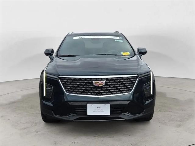 2025 Cadillac XT4 AWD Premium Luxury