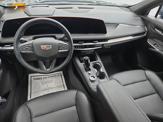 2025 Cadillac XT4 AWD Premium Luxury