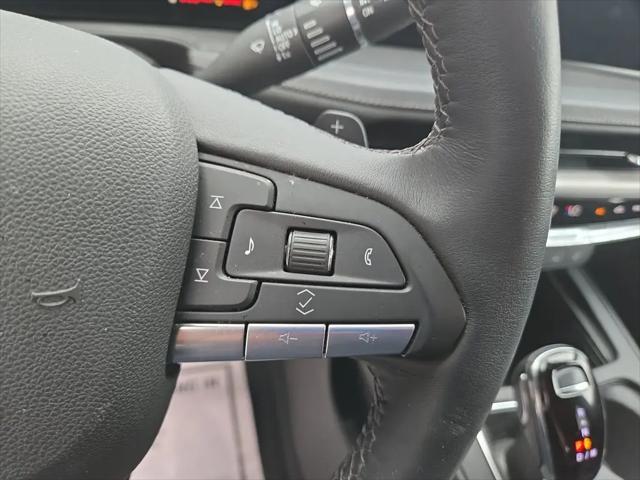 2025 Cadillac XT4 AWD Premium Luxury