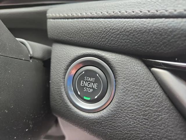2025 Cadillac XT4 AWD Premium Luxury