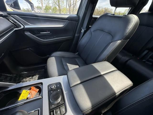 2025 Mazda CX-70 Premium Package