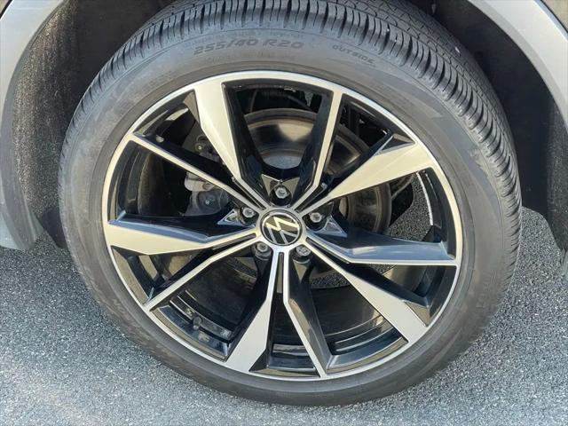 2023 Volkswagen Tiguan 2.0T SEL R-Line