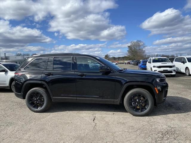 2026 Jeep Grand Cherokee Altitude 4x4