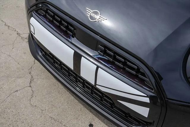2026 MINI Hardtop Cooper