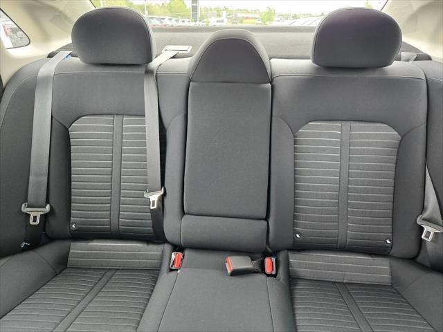 2026 Kia K5 LXS FWD